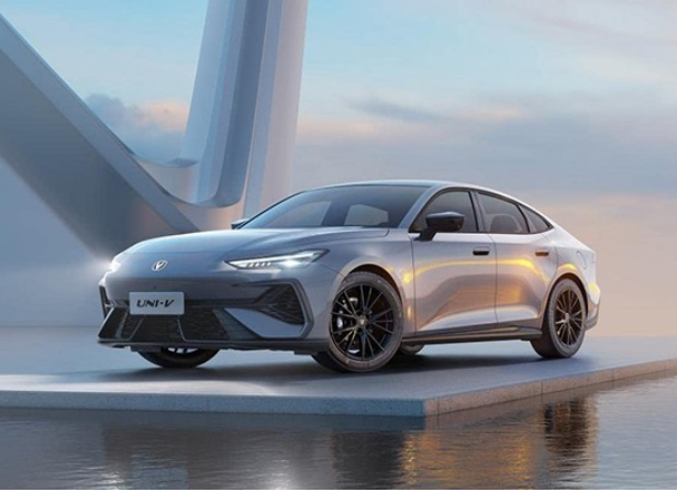 8月内正式上市 第三代长安UNI-V开启预售