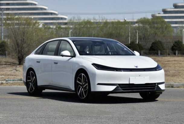 北汽极狐S3续航信息曝光 有望年内发布