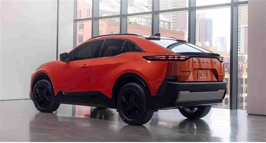 基于丰田C-HR 斯巴鲁Uncharted首发亮相