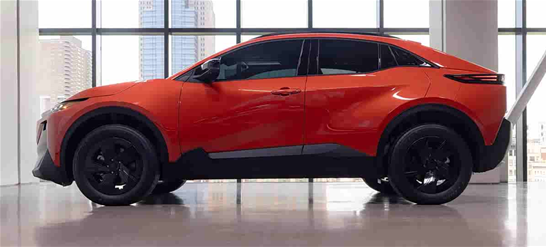 基于丰田C-HR 斯巴鲁Uncharted首发亮相