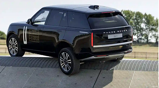 将于2026年上市 路虎揽胜纯电版原型车发布