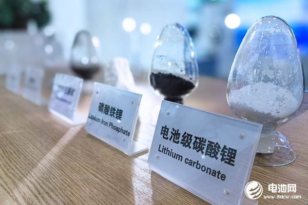 10万元/吨！碳酸锂价格关键节点再现，上市公司忙锁单！